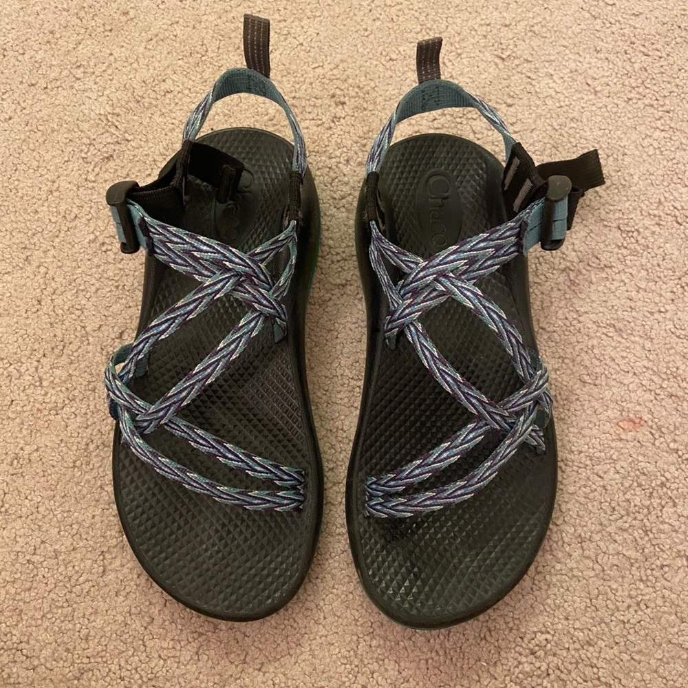 Woman’s Chaco size 5